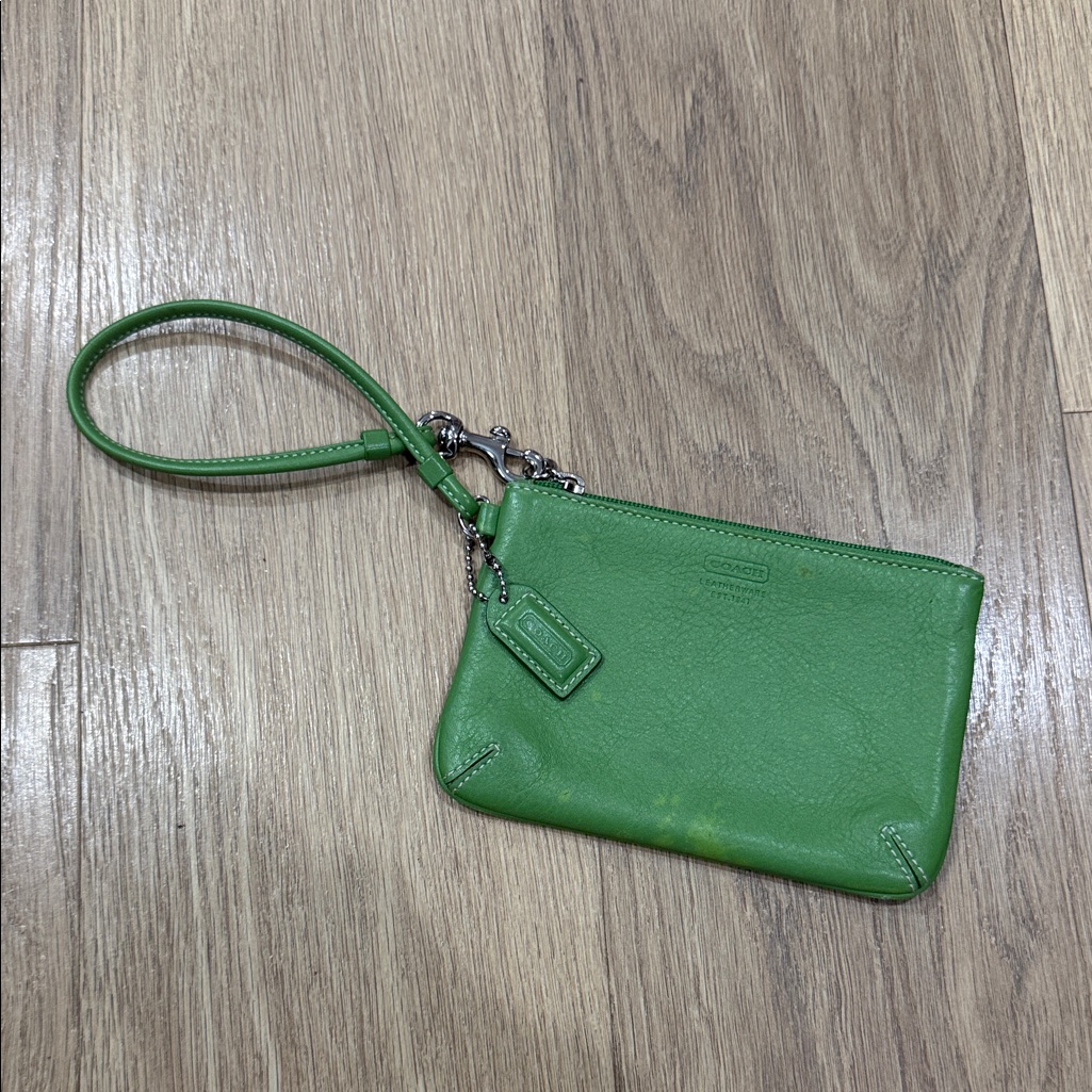 Coach Vibrant Green Leather Wristlet